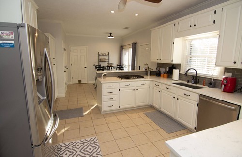 Locust Grove Casa | Well-appointed Home in Quiet Neighborhood
