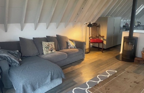 Sudbourne Casa | Well Barn (at Well House). Beautiful Barn with incredible views