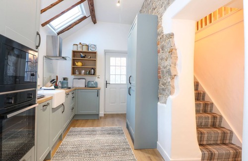 Grimston Casa | WELL COTTAGE, family friendly, character holiday cottage in Grimston