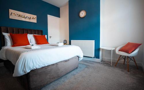 Nuneaton Apartamento | Well equipped home in Nuneaton sleeps5 FREE parking good amenites WiFi contractors - insurance companies - relocation agents