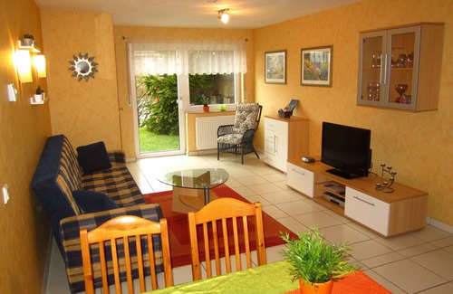 Eckelhausen Apartamento | Apartamento de 50 m² con jardín cerca del lago después de Dauerverm. 2017 de nuevo!