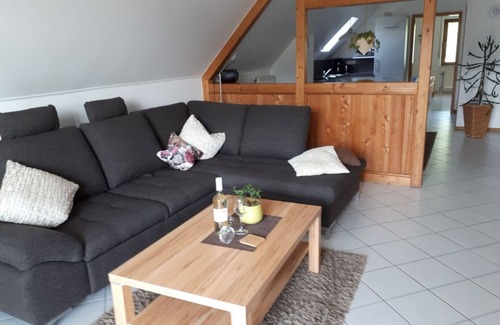 Osann Apartamento | Casa de vacaciones bien cuidada en medio de los viñedos. Apartamento 3, vacaciones cortas bajo petición