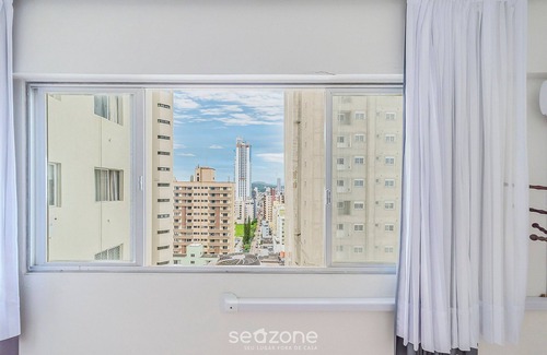 Centro Apartamento | Well-located ap in Beachfront Condominium Iptr0171