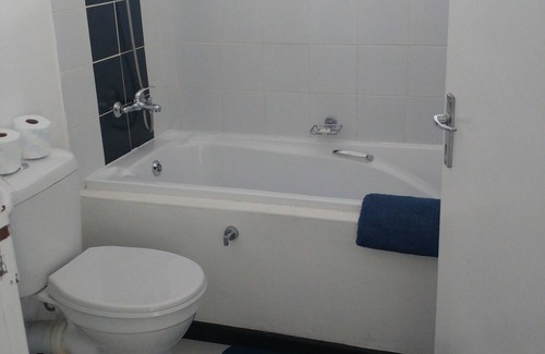 Flamingo Vlei Apartamento | BIEN UBICADO PISOS TOTALMENTE AMUEBLADOS EN LA HERMOSA CIUDAD DEL CABO. !