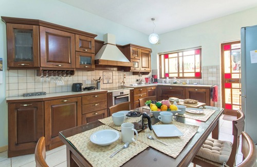 Madliena Casa | Well Located Townhouse & Courtyard Kalka