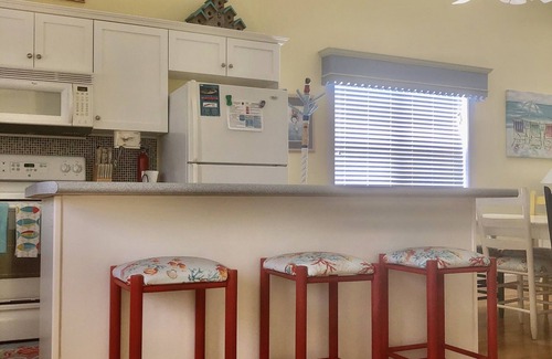 Emerald Isle Cabaña | Casa asequible de 4 habitaciones / 4 baños cerca del océano
