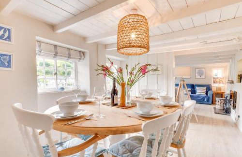 Helford Casa | Well Too