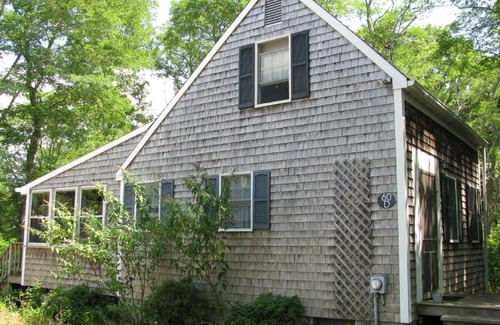 Wellfleet Cabaña | Wellfleet Salt Box Cottage, calor y aire acondicionado