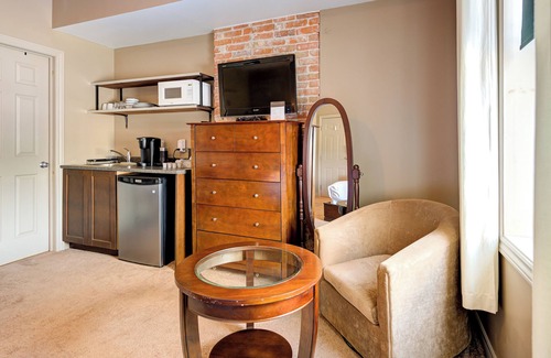 Stratford Hotel | Wellington Inn by Hoco Hotels Collection