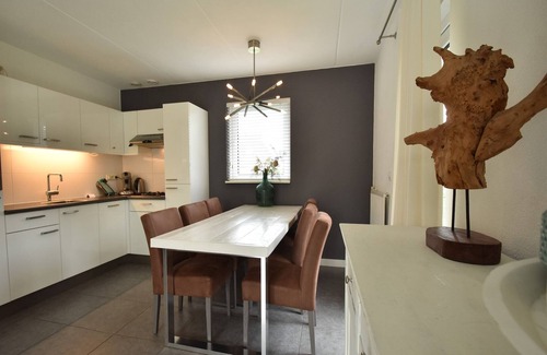Eernewoude Casa | Bienestar en el agua en Earnewoude