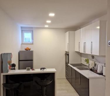 Siroki Brijeg Apartamento | Wellness apartment BLACK-WHITE