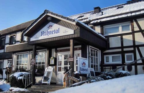 Rengershausen Hotel | Wellness-Gasthof-Cafe Nuhnetal