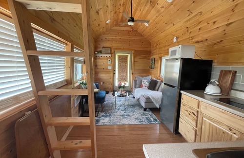 Ithaca Casa | Wellness Getaway Retreat