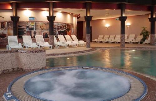 Dunaszentmiklos Apartamento | Wellness Park Apartman