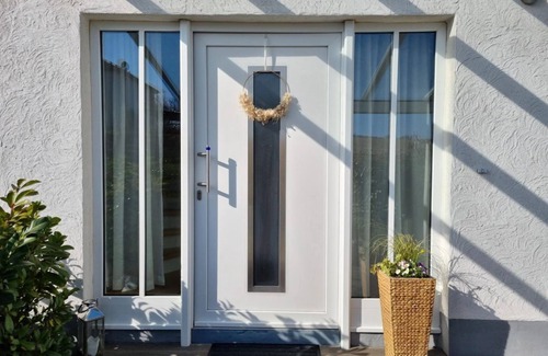 Dreis-Bruck Casa | Wellnesshaus Dorfblick - Wellness house with jacuzzi and infrared cabin - new