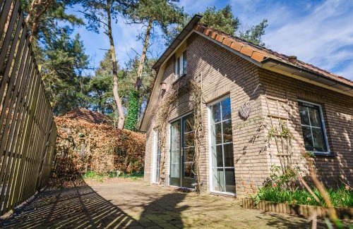 Lunteren Casa | Wellnesshuis met jacuzzi en sauna in het bos