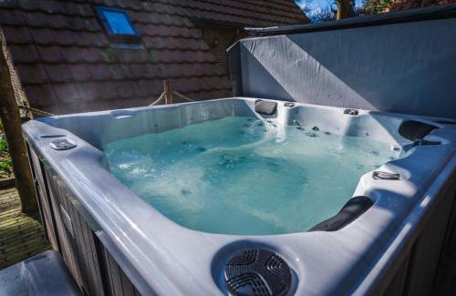 Lunteren Casa | Wellnesshuis met jacuzzi en sauna in het bos