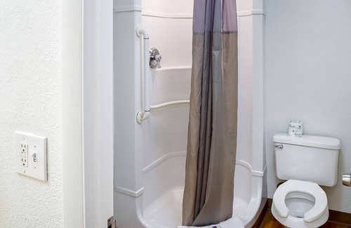 West Ashley Hotel | West Ashley Inn