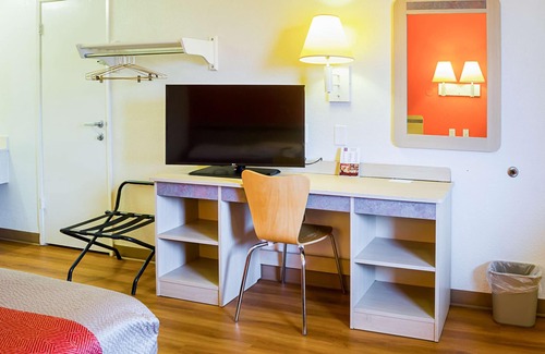 West Ashley Hotel | West Ashley Inn