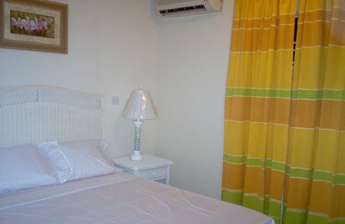 Maynards Apartamento | Apartamento en la costa oeste cerca de la playa y del puerto deportivo. Debajo de la encantadora casa familiar