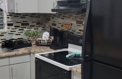 Sabana Eneas Casa | West Comfy 3-bedroom house with AC in Sabana Eneas,San German PR