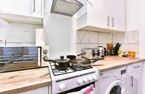West Ealing Apartamento | West Ealing Serviced Apartment B - 2 Bedroom 2 Bath Parking Near Station