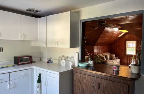 Long Branch Apartamento | West End Beach House - 5 Minute Walk To The Beach