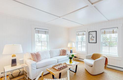 Provincetown Casa | West End Cottage