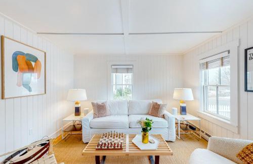 Provincetown Casa | West End Cottage