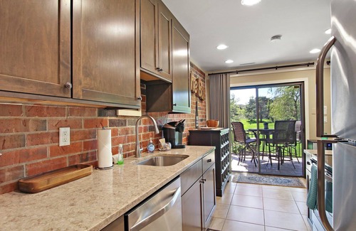 Fontana-on-Geneva Lake Villa | West End Retreat w/ Abbey Villa Amenities!