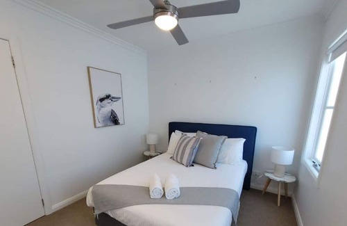 Hamlyn Heights Casa | Hamlyn Heights · Geelong Spacious Townhouse 3 Bedrooms*Parking*Wifi