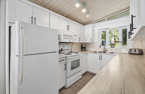 Picton Cabaña | West Lake Cottage Surf - Picton, Ontario, Canadá