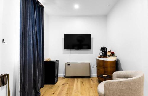 Bangor Apartamento | West Market Square, Coffee Shop, Fast Wifi, Downtown Room # 103