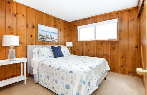 Santa Ana Heights Casa | West Newport Duplex on the Sand with Patio-Sleeps 12