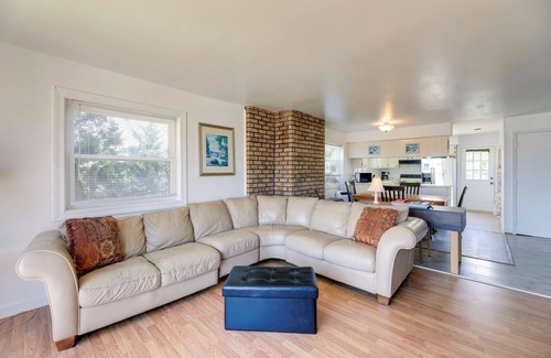 Emerald Isle Apartamento | 'west of the Moon' Ocean Apt w/ Beach Access!
