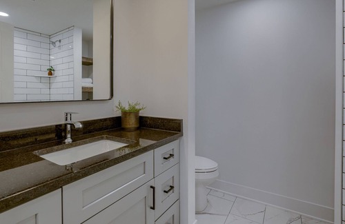 Elkhorn Casa | West Omaha / Elkhorn Executive home 6 bedrooms NEW