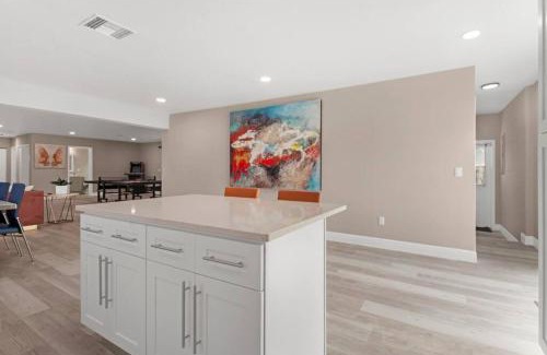 Mangonia Park Casa | West Palm Beach Pool Home- Paxton