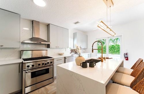 Poiciana Park II Casa | West Palm Oasis