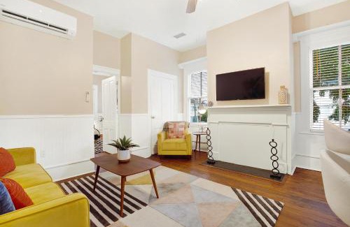 Savannah Victorian District Casa | West Park Suites Unit C