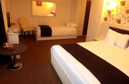 Militari Hotel | West Plaza Residence
