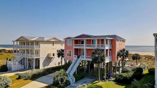 Oak Island Casa | West Point