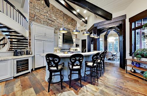 The Timbers Casa | West Red Pine Oasis