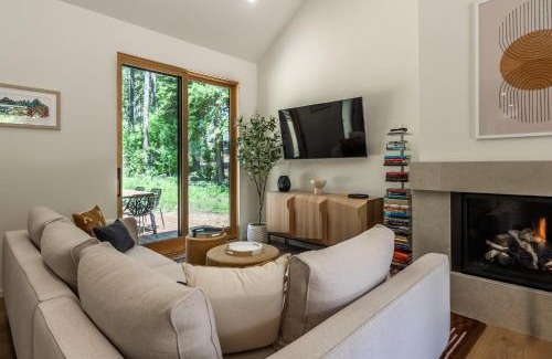 Tahoe Pines Casa | West Shore - Blackwood Basecamp