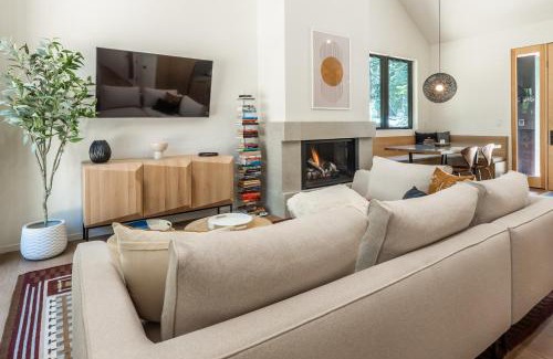 Tahoe Pines Casa | West Shore - Blackwood Basecamp