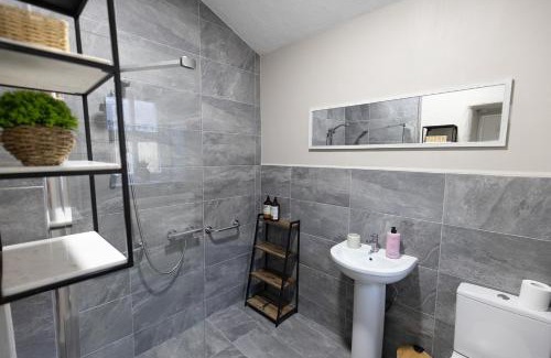 Matlock Casa | WEST VIEW COTTAGE - Charming Wensley Cottage in the Heart of Peaks