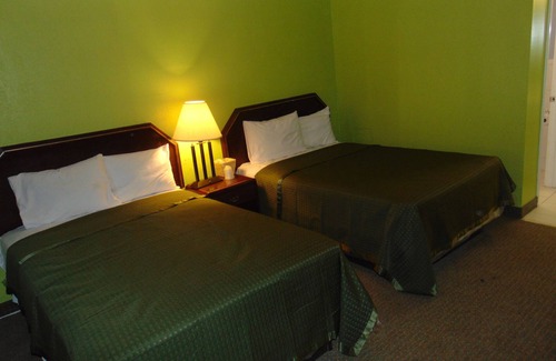 Abbeville Hotel | Westbrook Motel