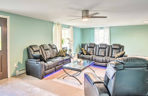 Westbrook Casa | Westbrook Retreat w/ Yard ~ 8 Mi to Portland