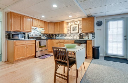 Westbrook Apartamento | Westbrook Studio w/ Grill: 8 Mi to Old Port!