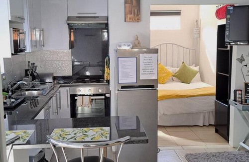Greater Johannesburg Metropolitan Area Apartamento | Westcliff Drive Lemon Tree Cottage