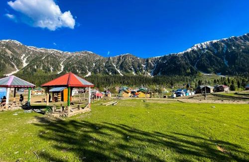 Dalhousie Hotel | Western Nest International
